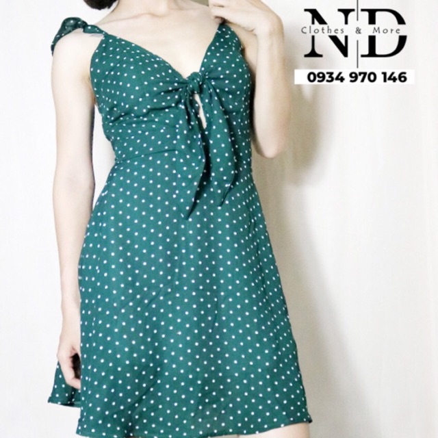 Đầm cột nơ ngực cánh tiên