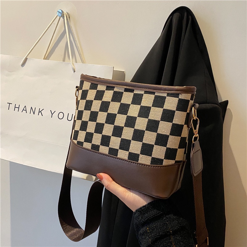 Túi đeo chéo vai bằng vải họa tiết caro thời trang sành điệu cho nữ