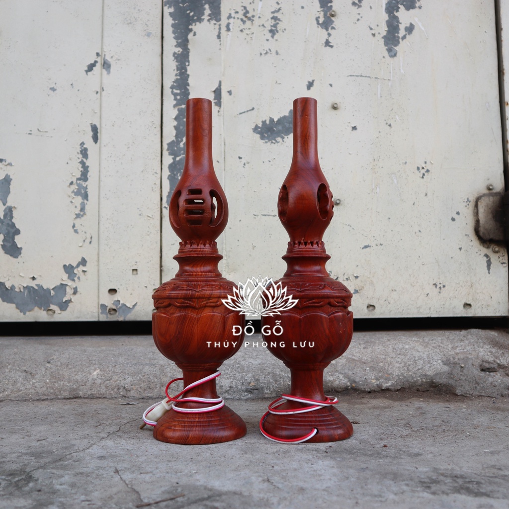 Đôi đèn dầu thắp sáng trang trí gỗ hương cao 45cm