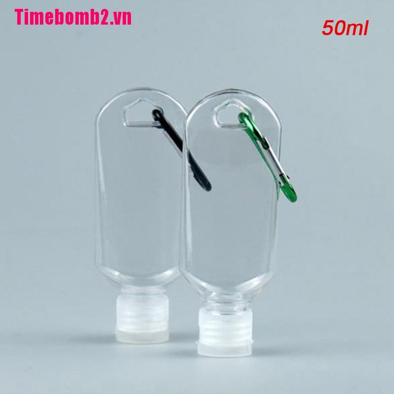 Móc Nhựa Treo Bình Nước Tiện Dụng