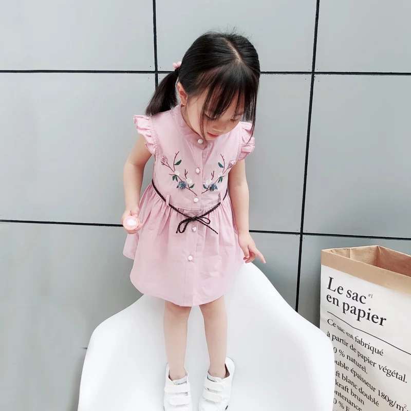 Đầm không tay thêu hoa xinh xắn cho bé