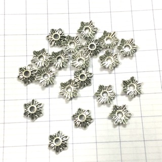 50 chặn hoa 8mm xi bạc