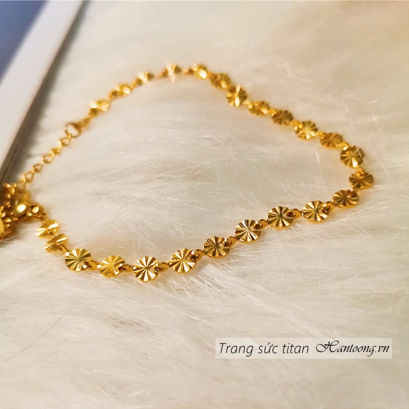 Lắc tay titan nữ không gỉ mạ vàng 18k thiết kế hình hoa phong cách ins hàn quốc nhẹ nhàng thanh lịch