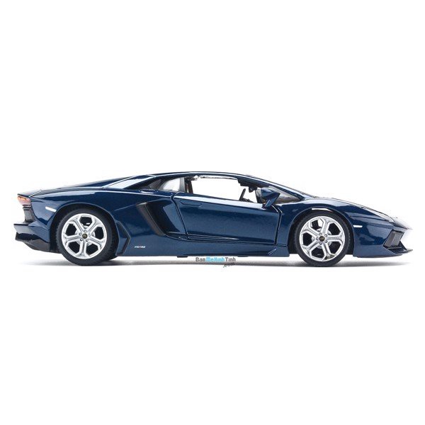 Mô hình xe Lamborghini Aventador LP700-4 1:24 Maisto