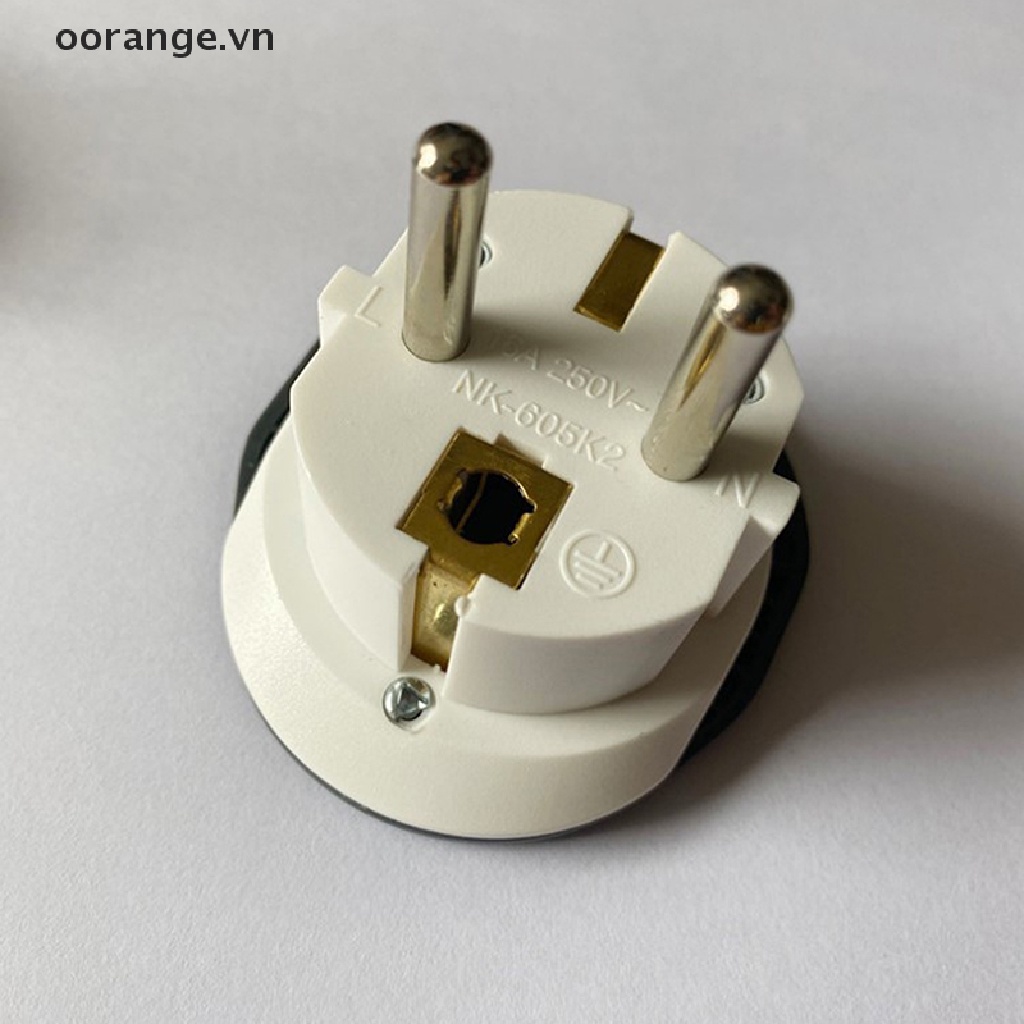 1 Adapter Chuyển Đổi Từ US Sang EU 16A