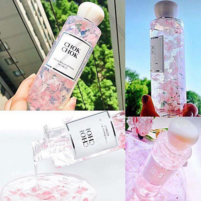 [395k sale 299k]Sữa tắm dưỡng ẩm sáng da Chok Chok Cherry Blossom & Honey 250ml