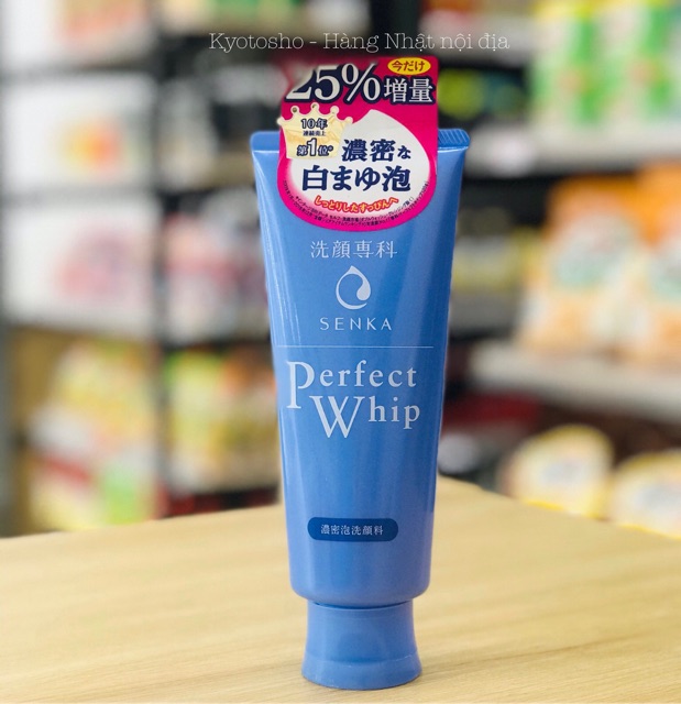 Sữa rửa mặt Senka Perfect Whip Nhật Bản