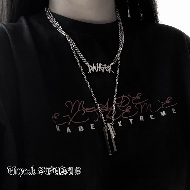 Dây Chuyền Hợp Kim Màu Bạc Mặt Độc Đáo Thời Trang Cho Nam Và Nữ