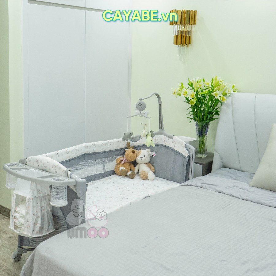 Nôi cũi vải cho bé gấp gọn Umoo UM-08108 hình cừu con đa năng - hạ thành 3 mức làm nôi cạnh giường, bập bênh, có bánh xe