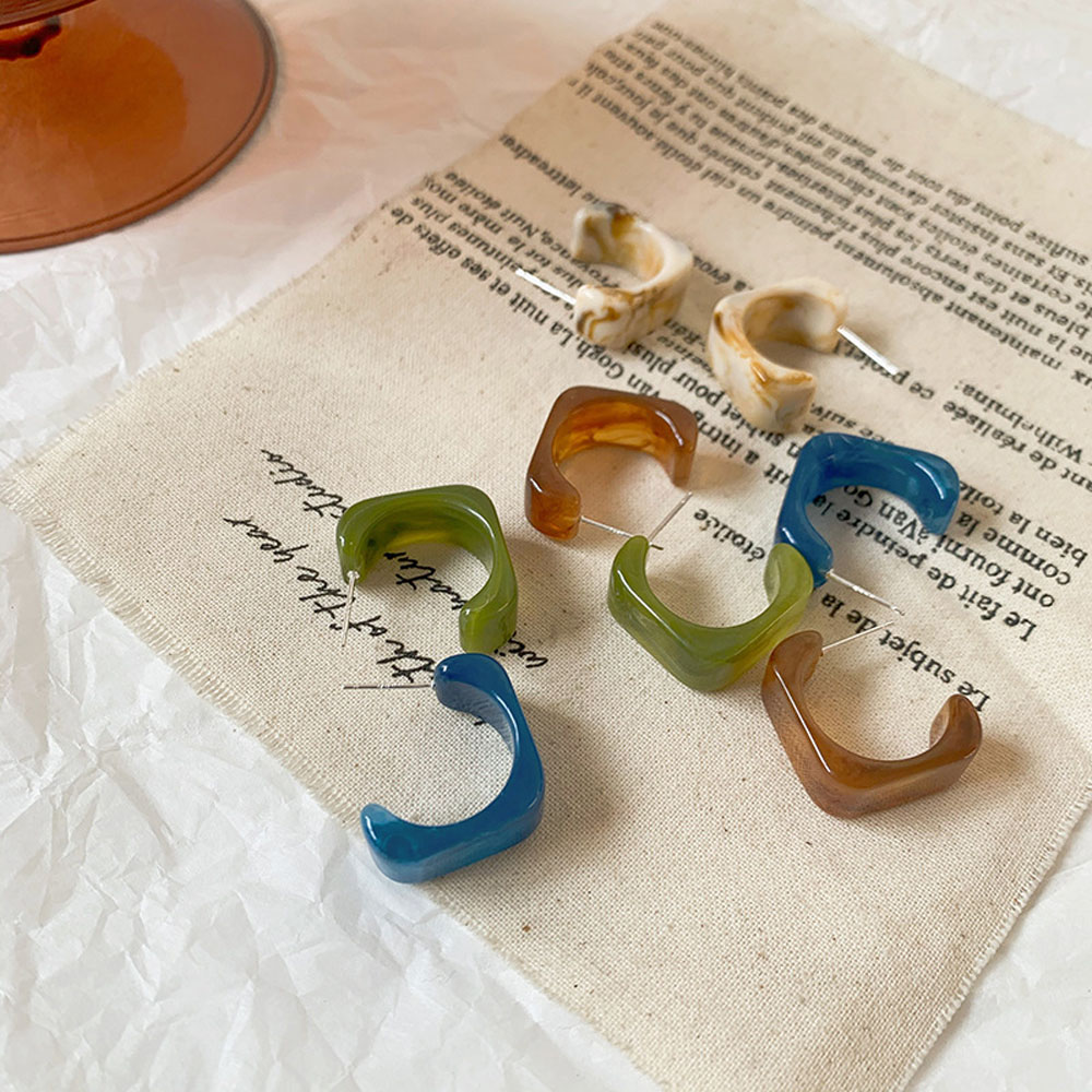 Khuyên Tai Nữ Trang Tạo Hình Độc Đáo