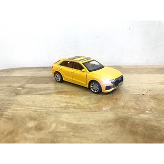 Mô hình xe Audi Q8 _ Tỷ lệ 1:32