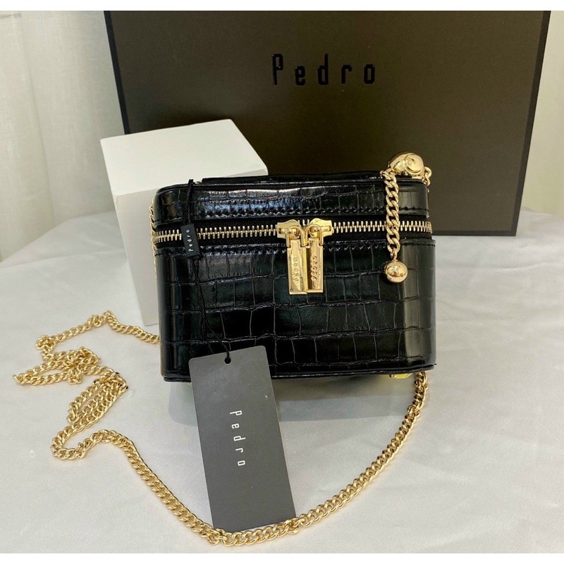 Túi p.e.d.rio vanity hộp da vân đen | BigBuy360 - bigbuy360.vn