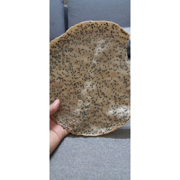 Bánh tráng mè đen nước cốt dừa