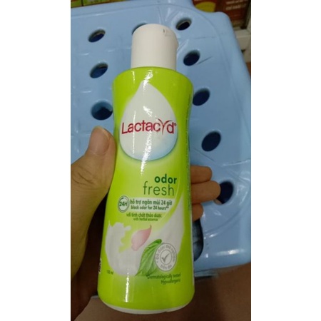 Lactacyd trầu không  chai 250ml