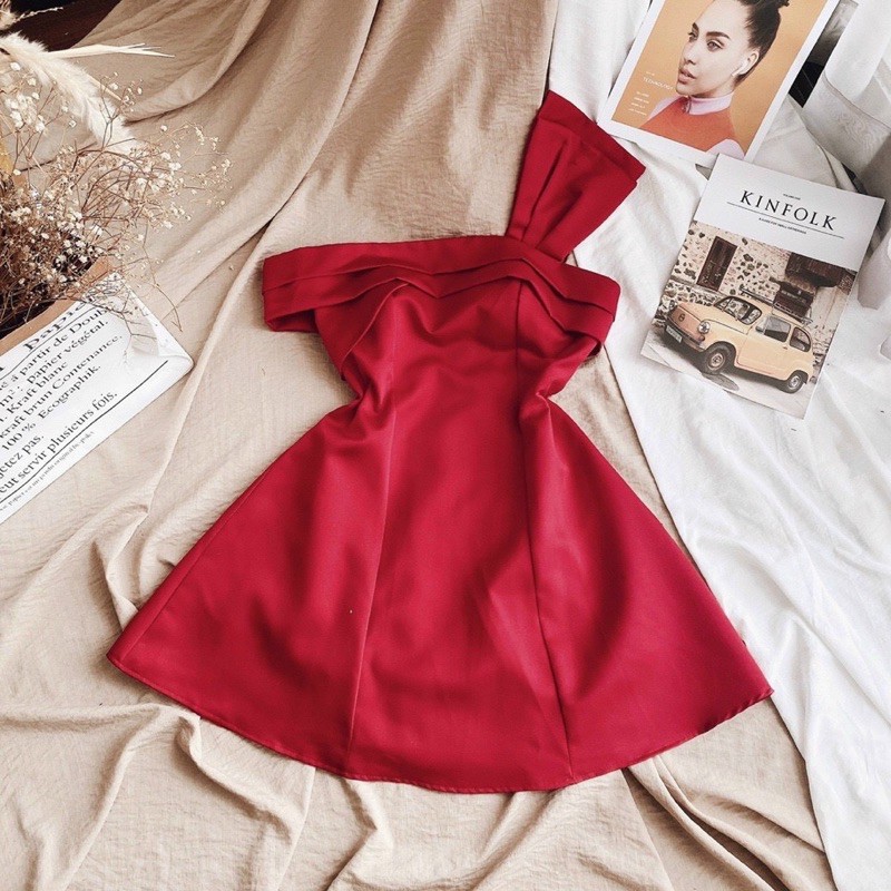 [Mã WASTMAY giảm 15% tối đa 30K đơn 150K] Đầm dự tiệc rớt vai nơ to dáng ngắn | BigBuy360 - bigbuy360.vn