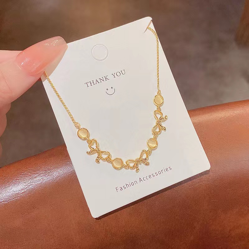 Vòng Tay Đá Opal Hình Trái Tim Thời Trang Cho Nữ
