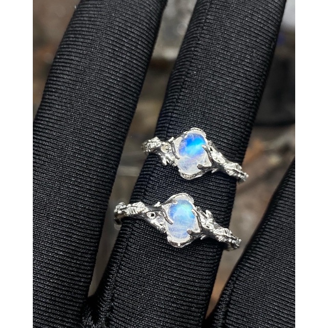 nhẫn bạc 950 đá moontone!