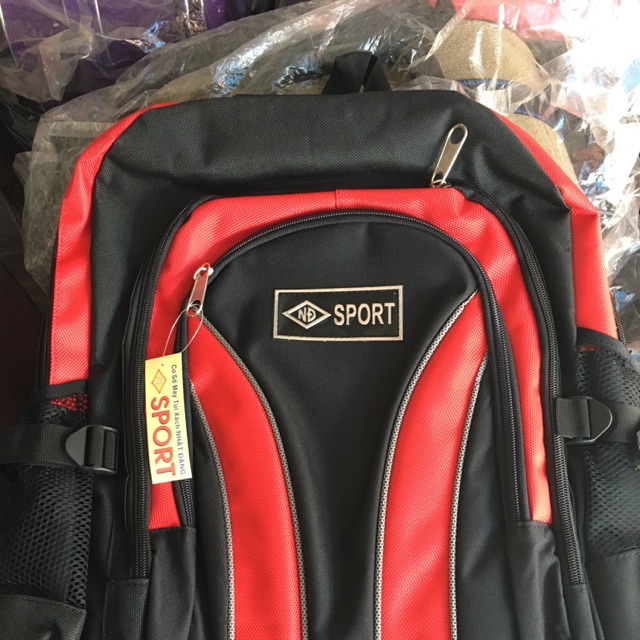 Ba lô đụng quần áo