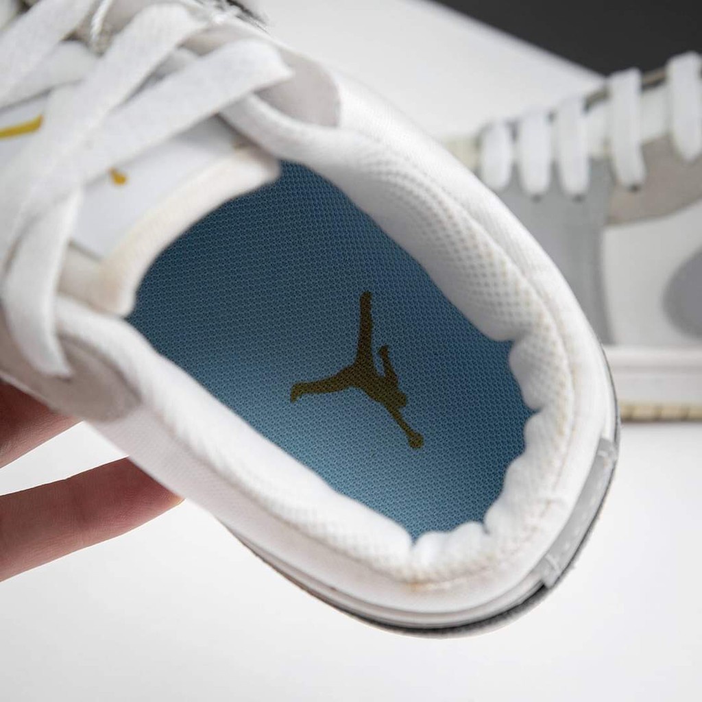 [Xả Dịch Xin Đánh Giá] Giày 𝐉𝐨𝐫𝐝𝐚𝐧 1 low paris màu xám gót xanh nam nữ, Giày sneaker Jordan paris cổ thấp bản đẹp 2021 | BigBuy360 - bigbuy360.vn