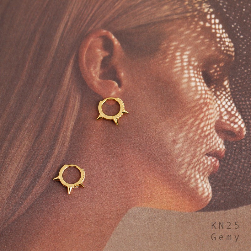Bông tai, Khuyên tai nam bạc mạ vàng mũi đinh nạm đá cá tính, độc đáo, nam tính KN25(1 chiếc)| GEMY SILVER
