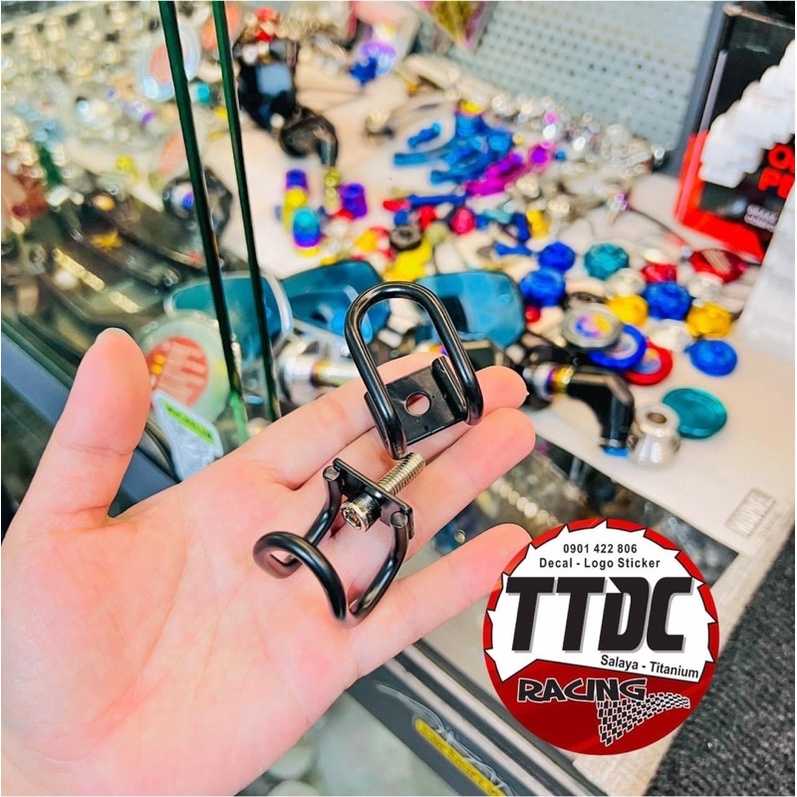 Móc giỏ U màu đen cực đẹp ✌