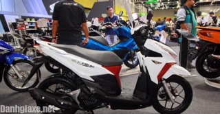 Ốp đỡ pha đèn click vario 2015-2017