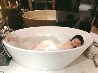 SỮA TẮM NƯỚC HOA
