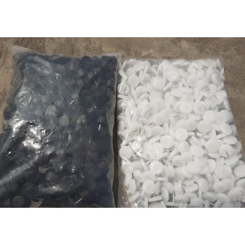 Chân đinh nhựa dẹt 400 cái