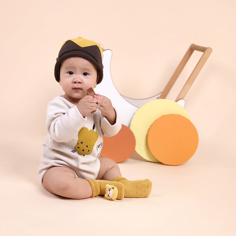 Vớ Cotton Giữ Ấm Chống Trượt Cho Bé