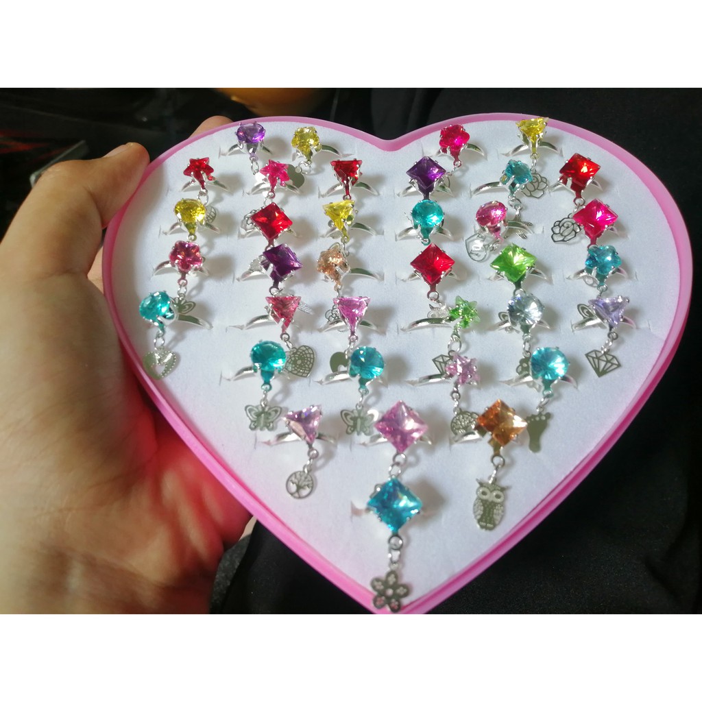 Hộp nhẫn đeo tay