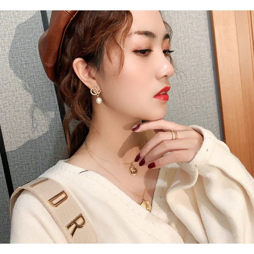 Hoa Tai Kim Bạc Hàn Quốc Ngọc đá cao cấp giá rẻ tôn vinh vẻ đẹp quyến rũ của phụ nữ Á Đông