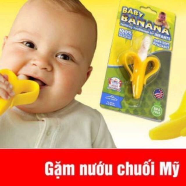 Gặm nướu quả chuối mỹ cho bé