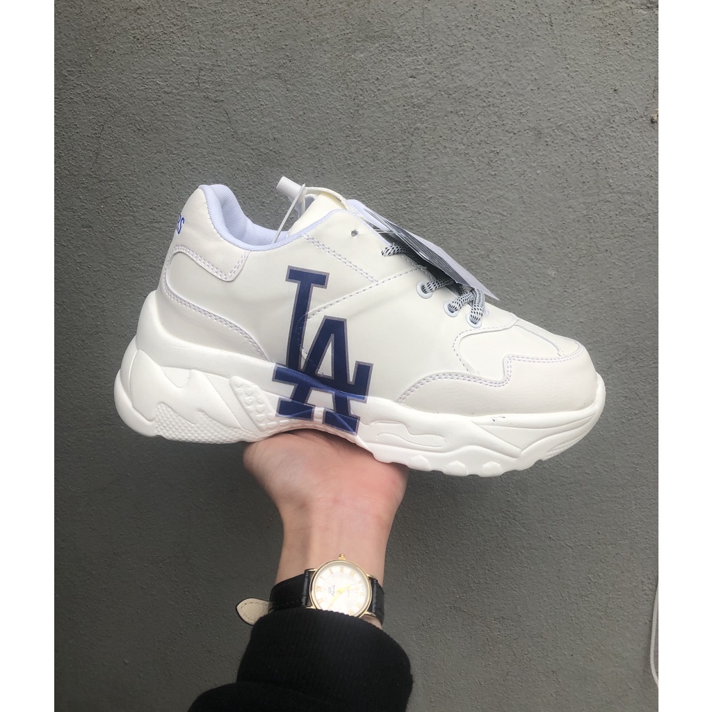 shopgiaykiencuongGiày thể thao MLB LA nam nữ Giầy độn đế trắng chữ xanh siêu hot 2022 fuill box bil