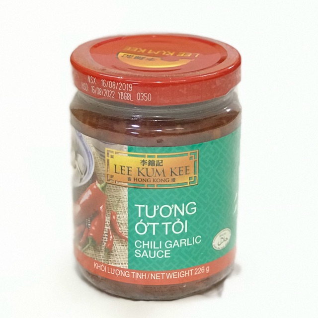 Sốt tương ớt tỏi Lee Kum Kee 226gr