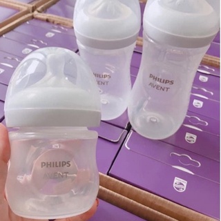 Bình sữa Avent Natural 125ml sẵn núm 2 mẫu mới bằng nhựa PP, không có BPA