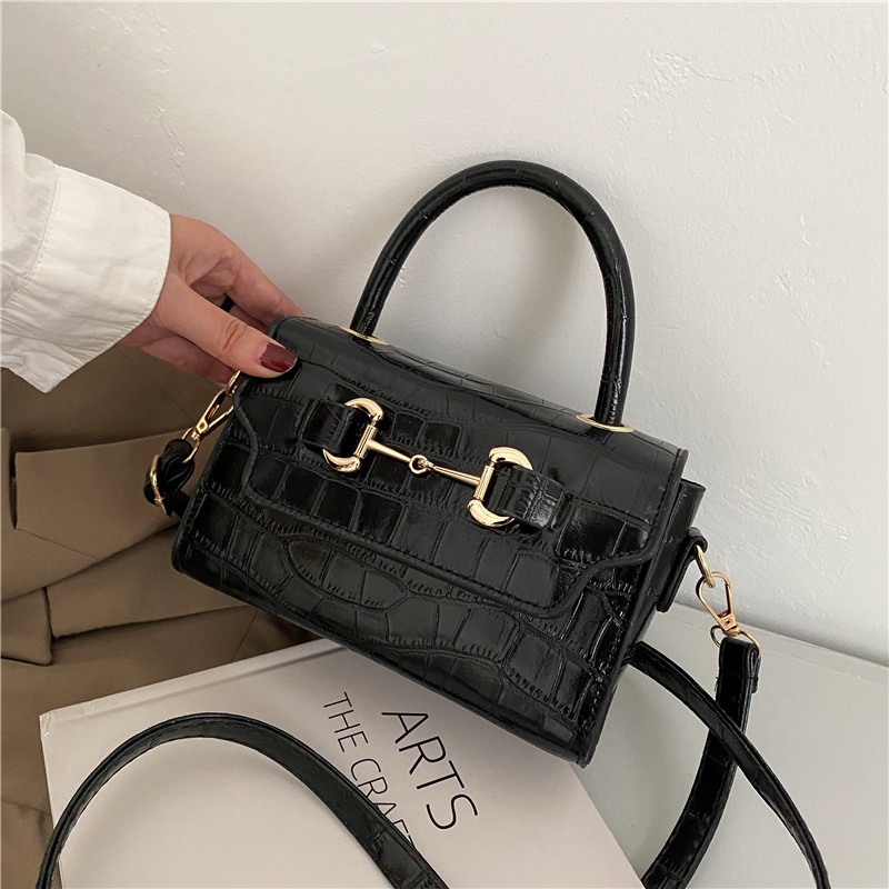 Túi xách nữ đeo chéo thời trang Hàn Quốc