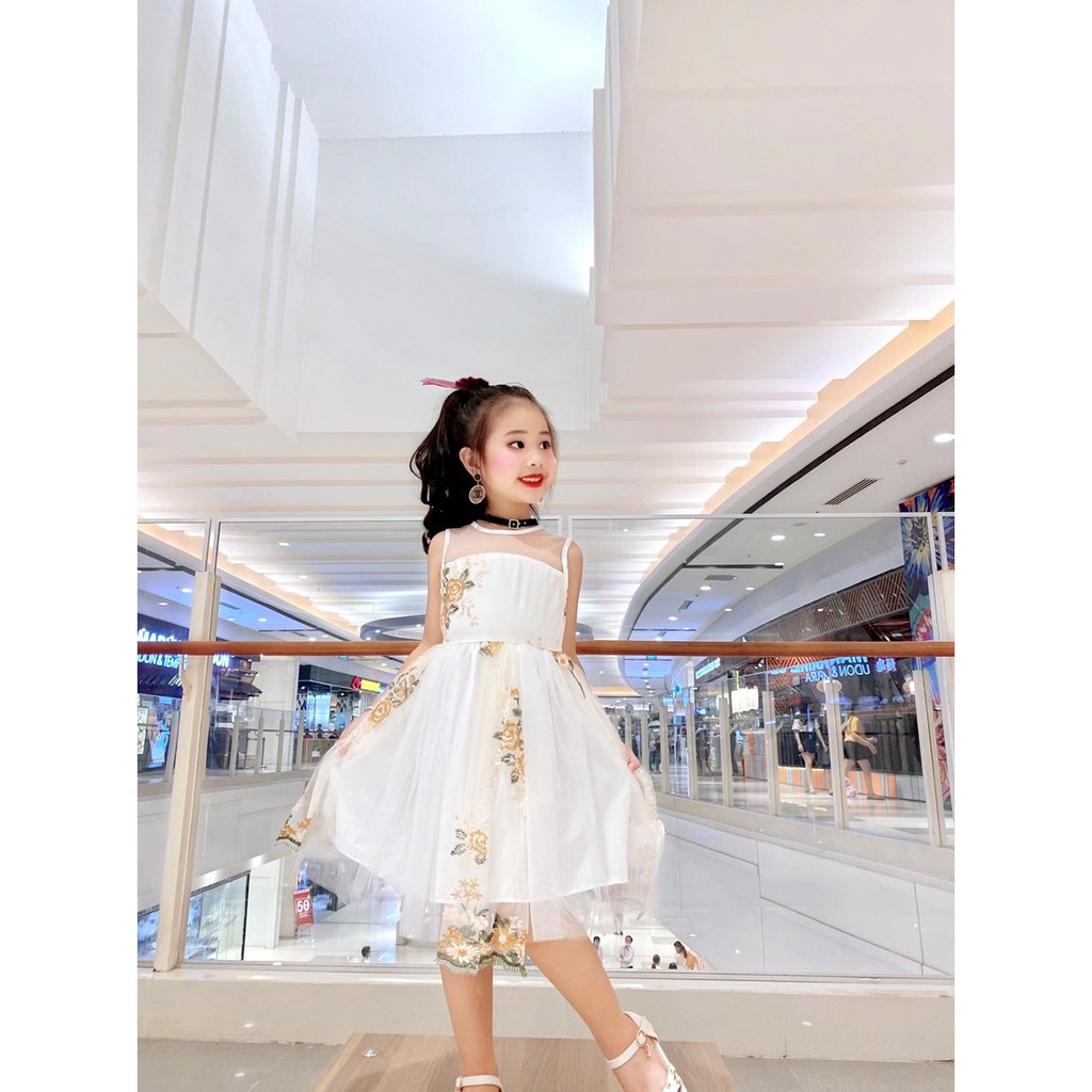 Đầm ren công chúa ren thêu
