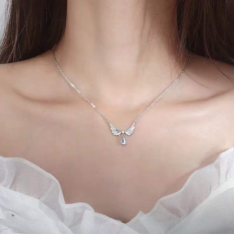 Vòng cổ Mặt Hình Cánh Thiên Thần Đính Đá Zircon Đen Thời Trang