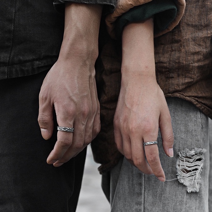 Nhẫn đôi Nhẫn cặp Nam nữ Thiết kế ban đầu Mạ bạc Làm bằng tay Cổ điển Màu bạc Quà tặng Hoa văn Làm như cũ NH-226