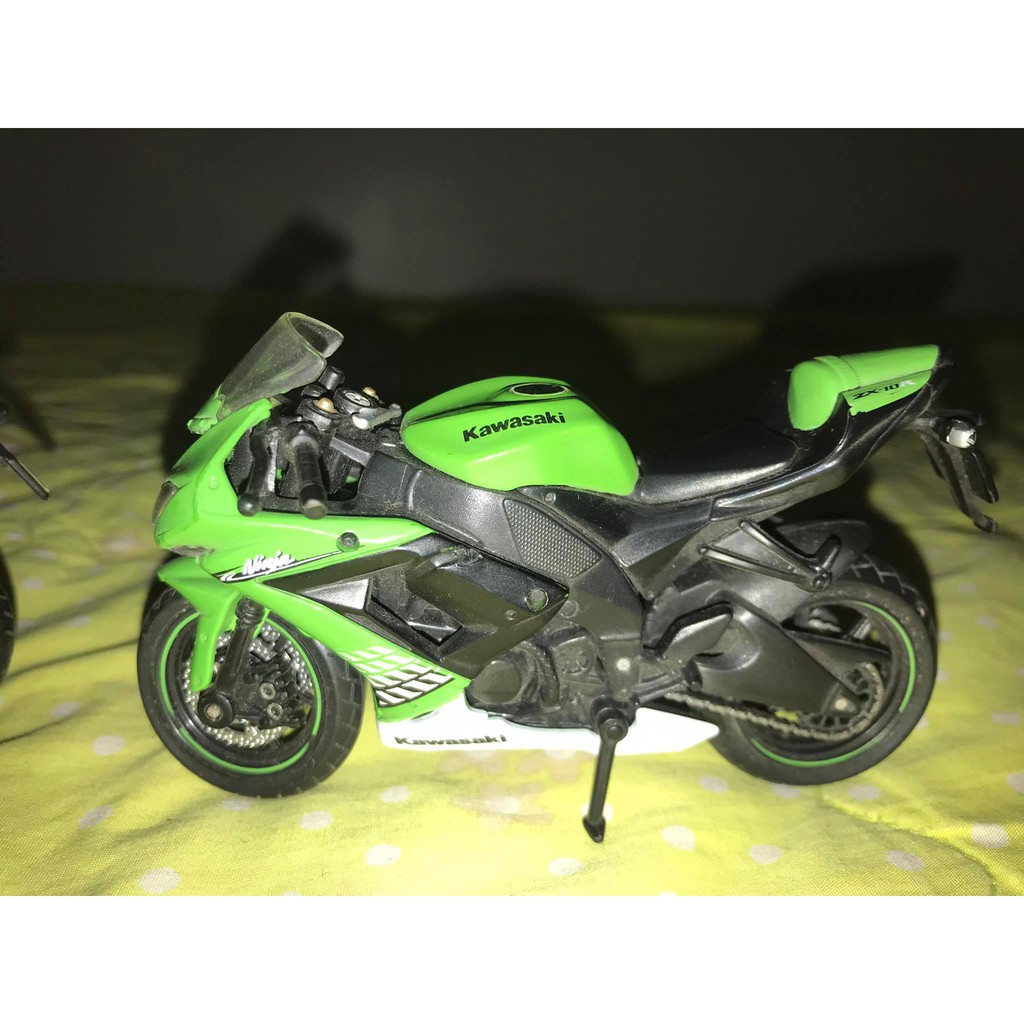 Bộ 2 xe máy Maisto mới 95% hàng hiếm