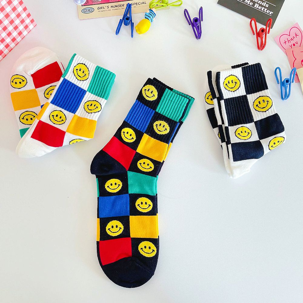 Vớ cotton cổ trung thoáng khí in hình mặt cười nhiều màu thời trang cho nữ