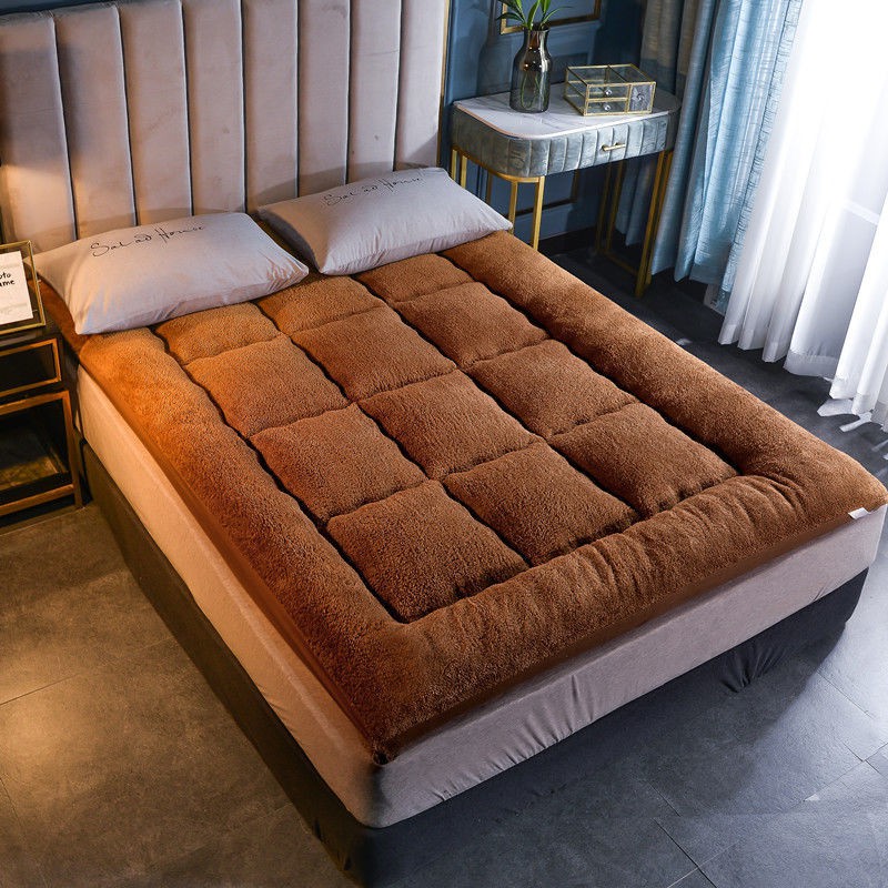 Nệm nhung cừu dày và ấm áp, ký túc xá sinh viên trải chiếu tatami có thể gấp đôi