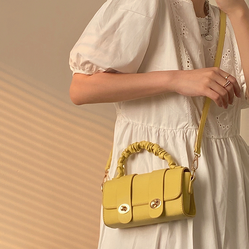 Túi Xách Dáng Vuông Màu Trơn Thời Trang 2021 Cho Nữ