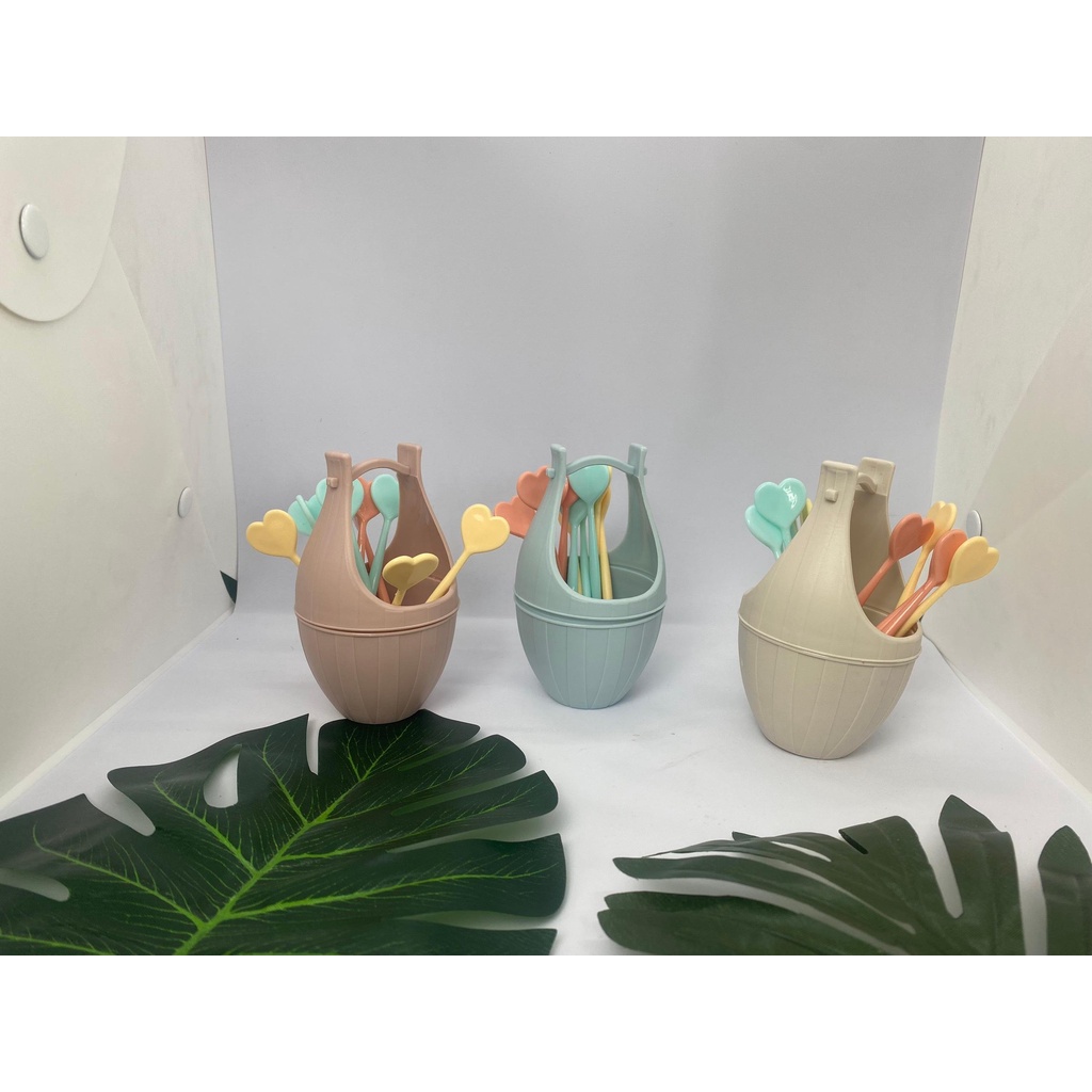 Bộ xiên hoa quả bằng nhựa hình trái tim,rĩa ăn trái cây cao cấp 3399 Gia dụng Thành Luân nĩa trái tim