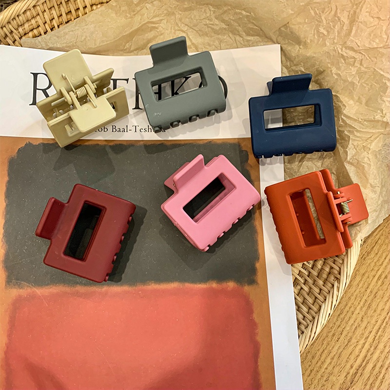 Kẹp tóc thiết kế đơn giản phong cách retro thời trang cho nữ