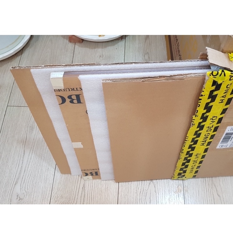 Mica 30x60cm, 40x60cm, 60x60cm Tấm nhựa mica cứng trong suốt làm hồ cá, hộp kính, đồ chơi, trang trí