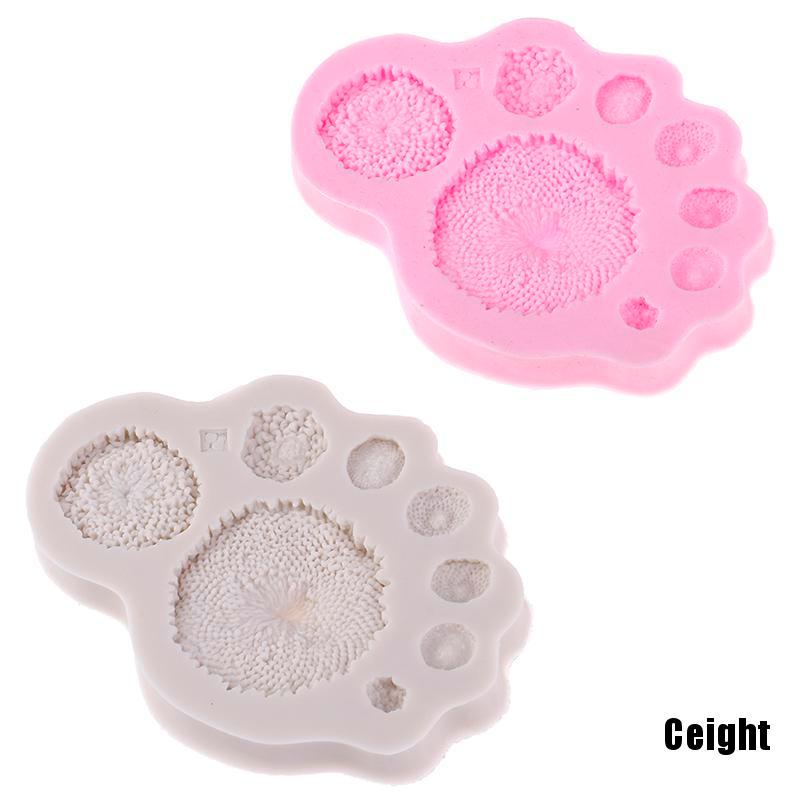 Khuôn Silicone Làm Bánh Hình Hoa Cúc Sống Động