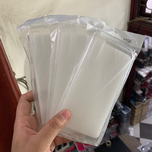 Bộ 3 ốp dẻo cho Galaxy A7 2018/A750 trong suốt - Hàng loại 1