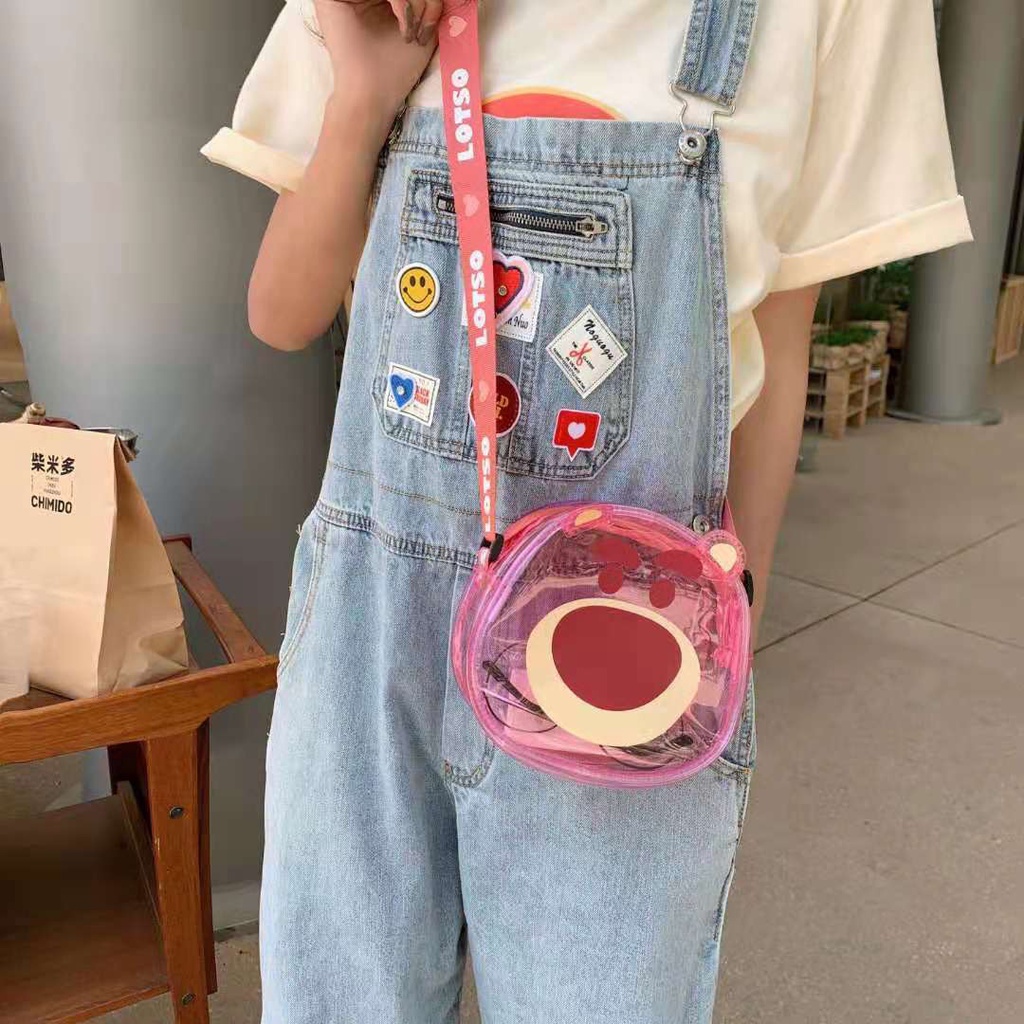 Túi đeo chéo Miniso trong suốt hình chú gấu dâu tây đáng yêu thời trang đi biển dành cho nữ