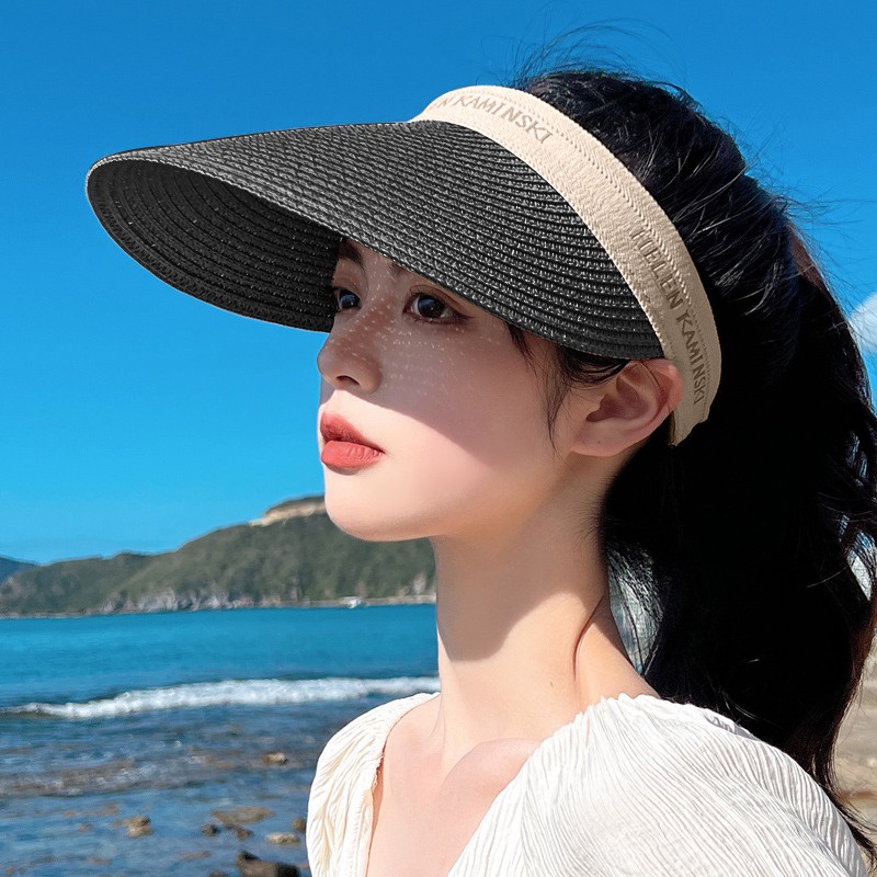Nón Cối Rộng Vành Chống Tia UV Khi Đi Biển